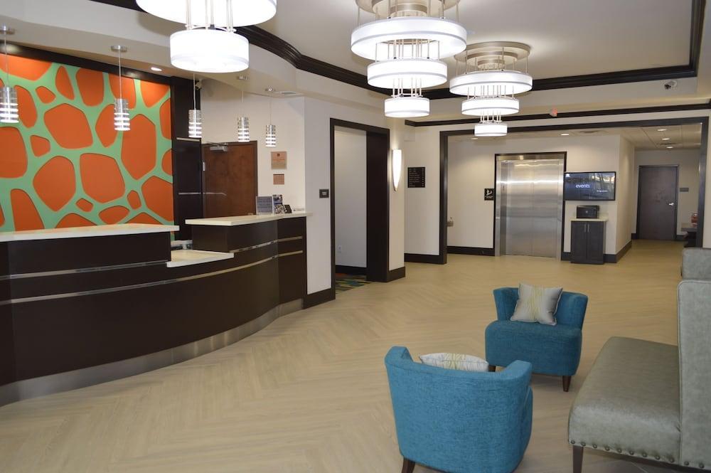 Best Western Premier Ashton Suites - Willowbrook Хюстън Екстериор снимка
