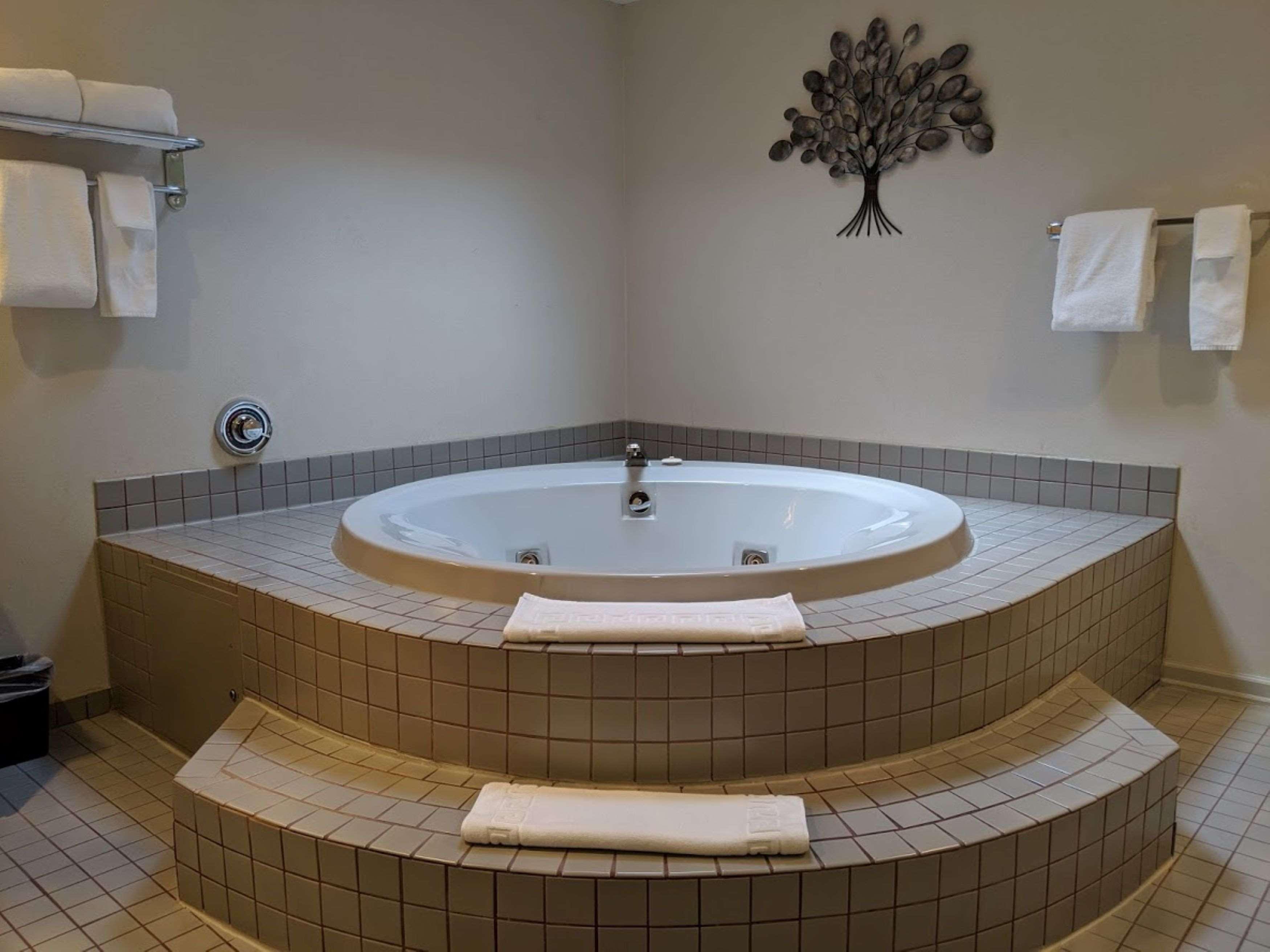 Best Western Premier Ashton Suites - Willowbrook Хюстън Екстериор снимка